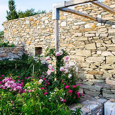 Loukoum Syros Cyclades 4* Rozia
